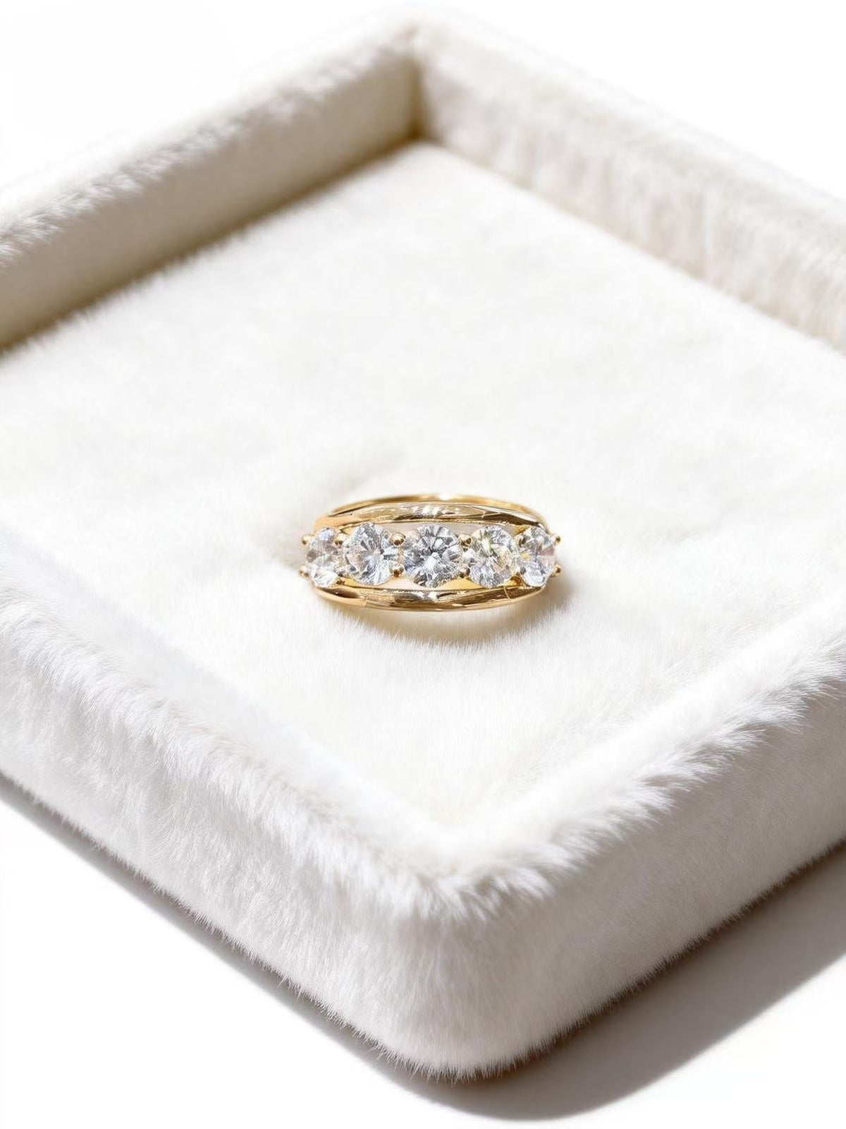 The Story Behind the Everflow Ring: Five Stones and a Current of Light