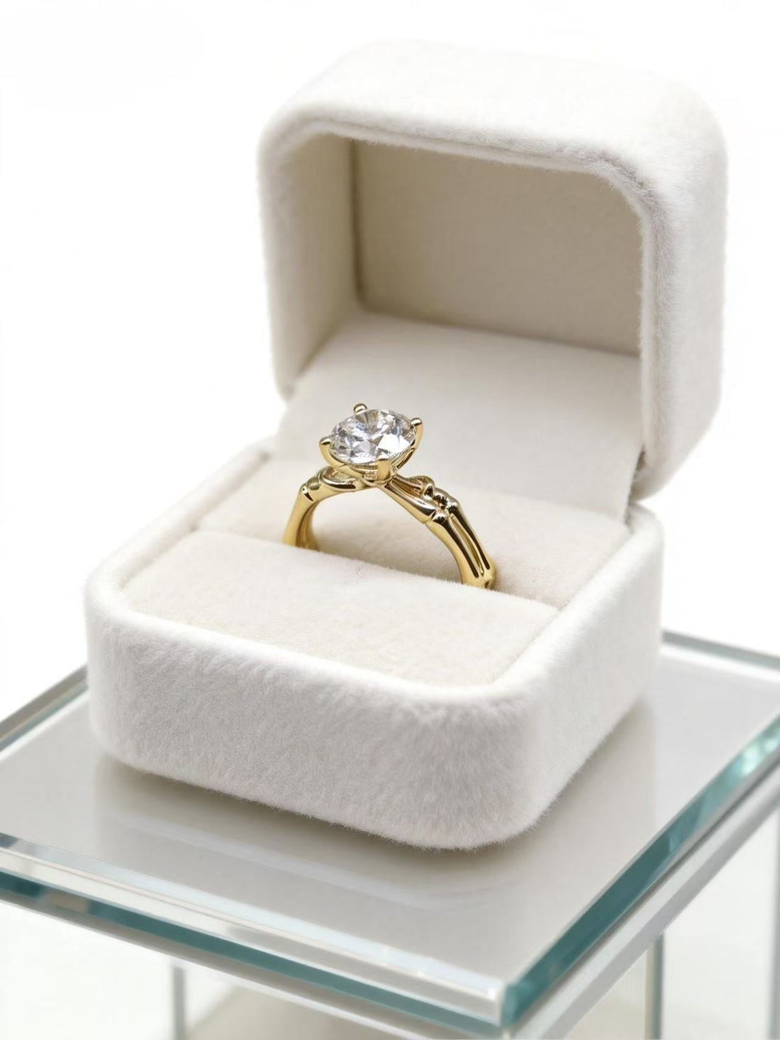 Keeping It a Surprise: How to Find Their Ring Size Secretly