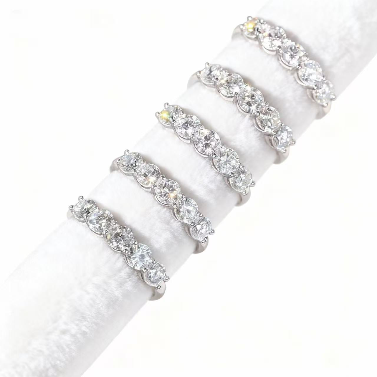 Aetheris The Eternal Quintet: Five-Stone Diamond Band R25020005