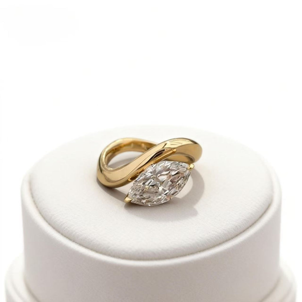 Aetheris Infinite Embrace Ring R26020006