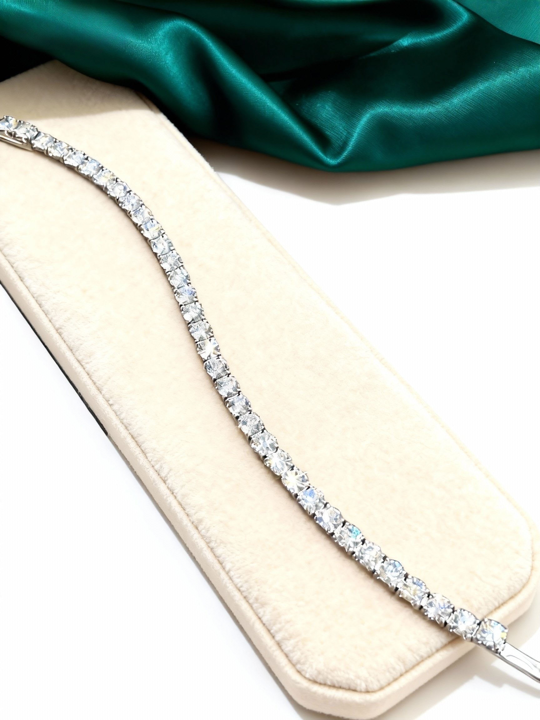 Aetheris Eternal Galaxy-Full-Circle Lab grown diamond Bracelet B25020001