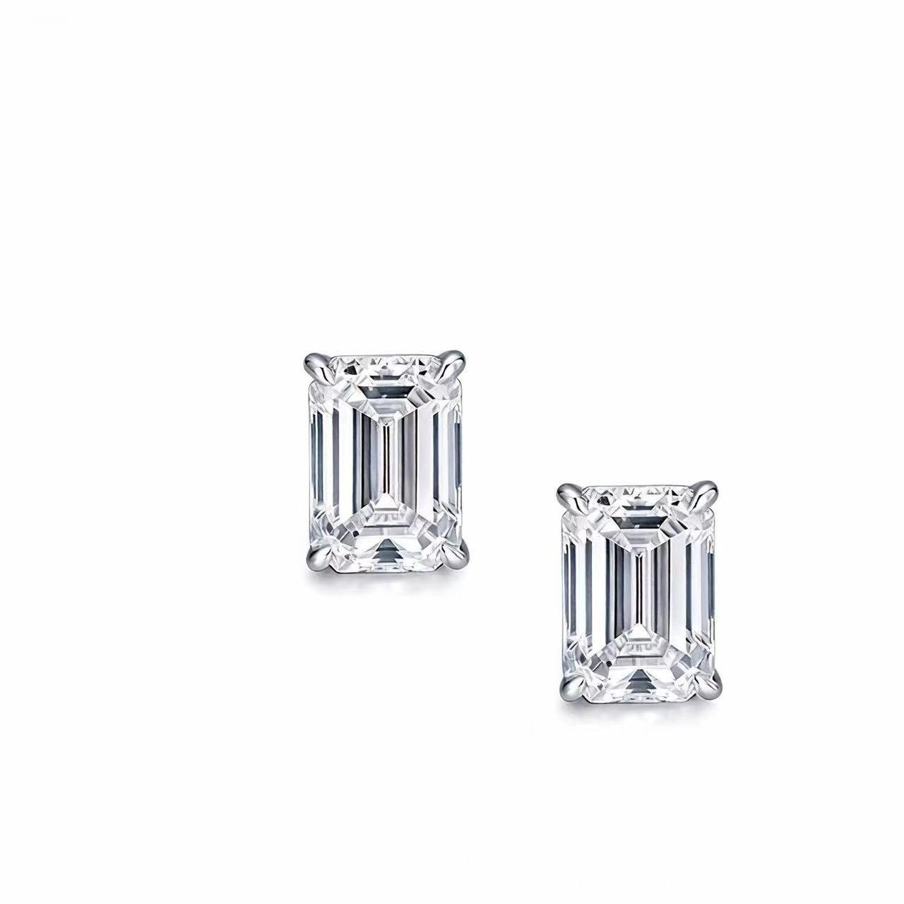 Aetheris The Mirror Hall: Four-Prong Emerald Cut Lab-grown Diamond Studs E25020008