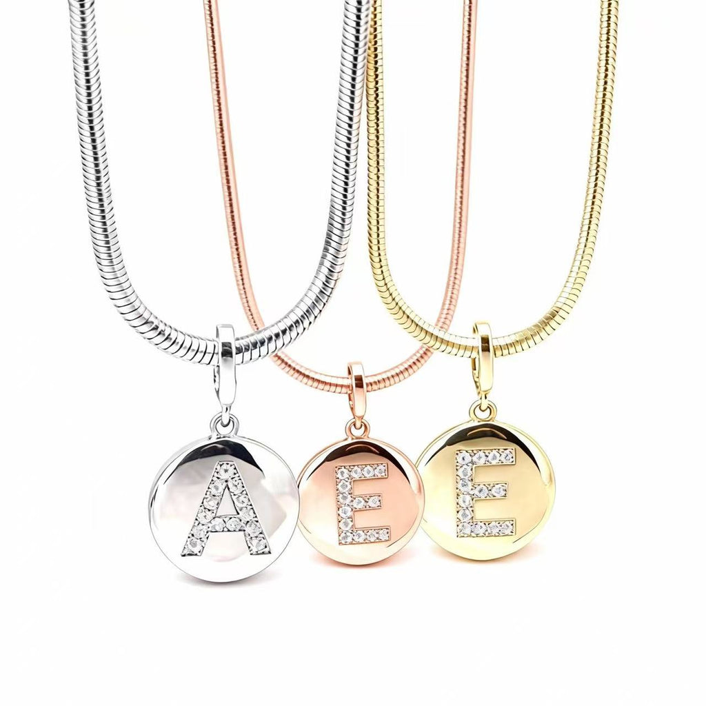Aetheris Personalised Brilliance: Round Diamond Initial Pendant P25755001