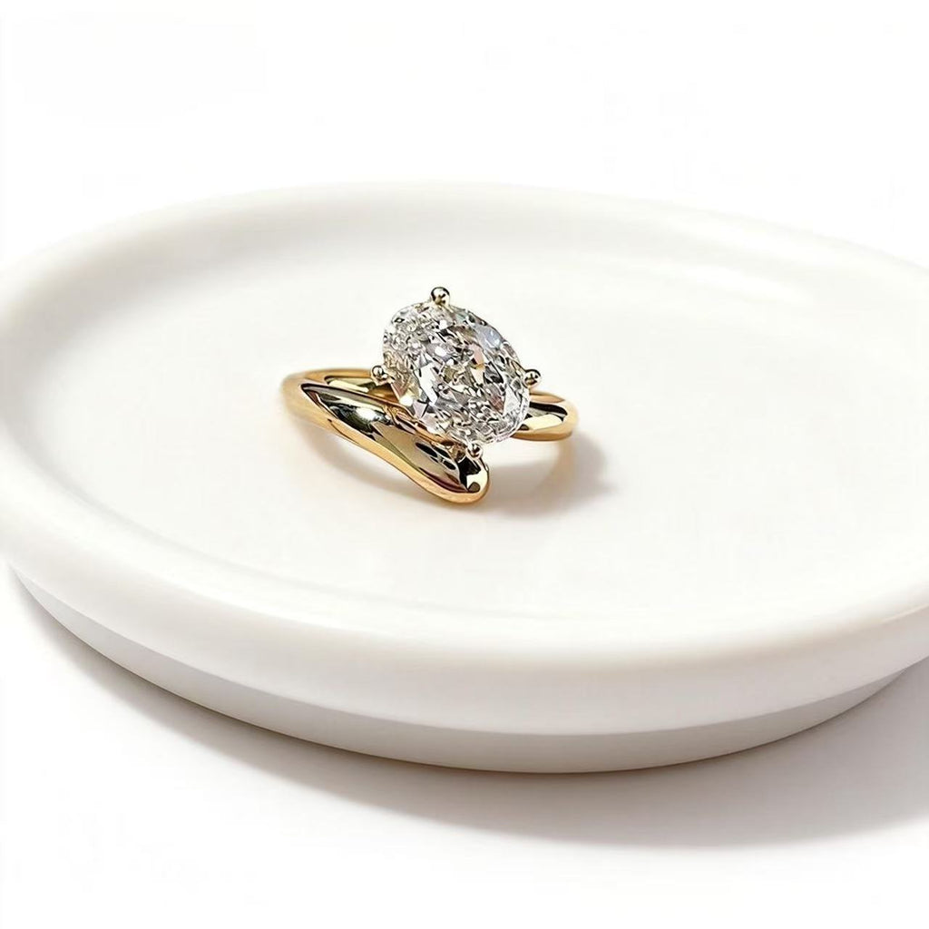 Aetheris Flow Embrace Oval Ring R26020001
