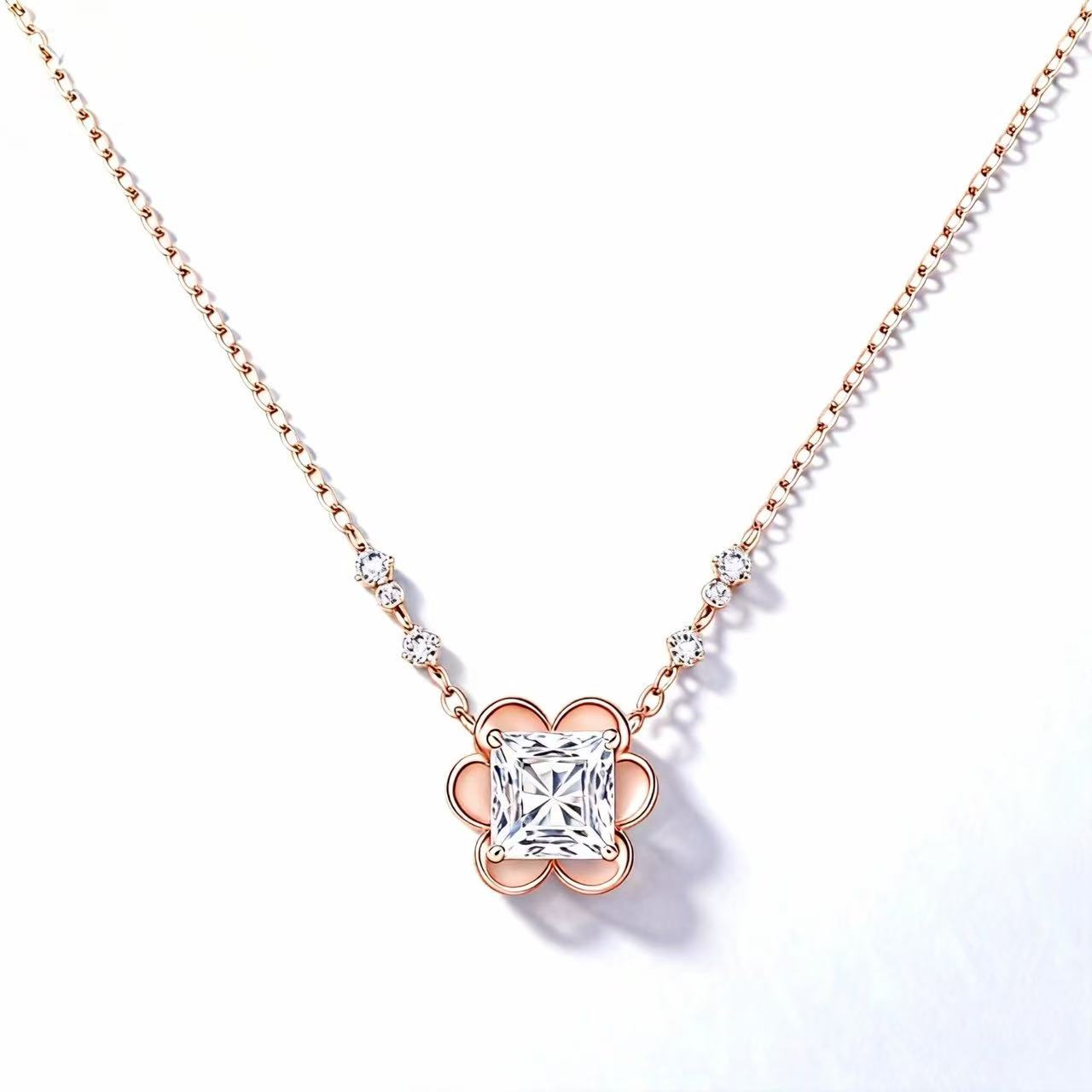 Aetheris Blooming Brilliance: 1ct Princess Cut Floral Pendant Set N25020006