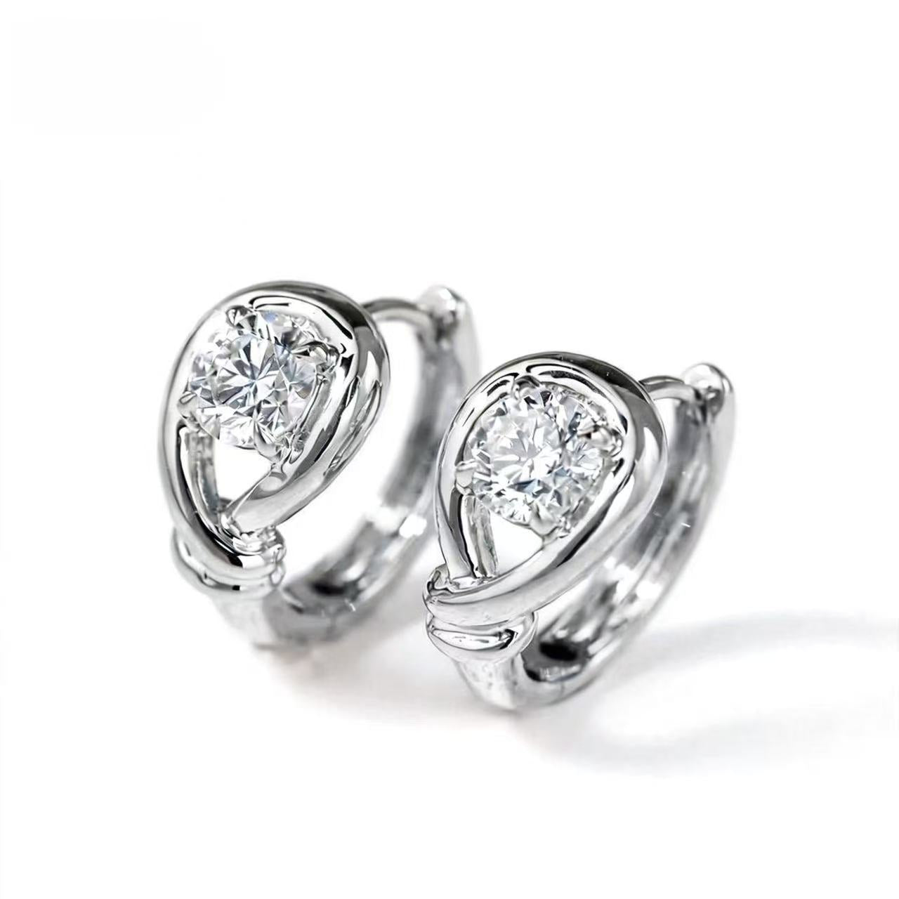 Aetheris Rope Knot Diamond Huggie Earrings E26020001