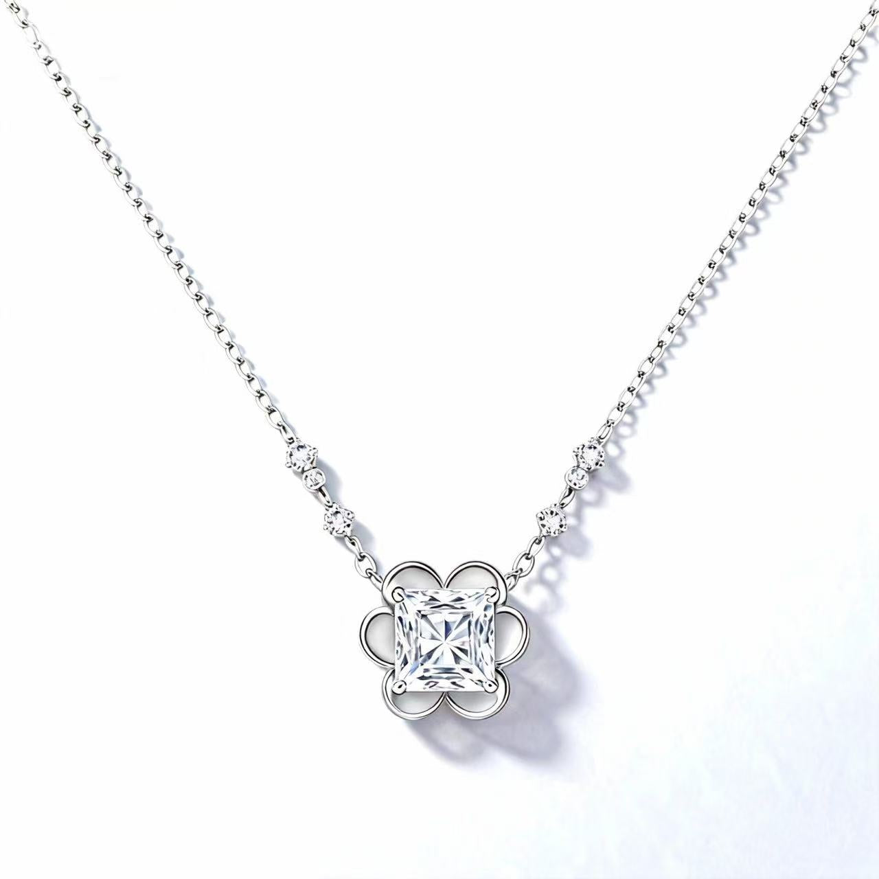 Aetheris Blooming Brilliance: 1ct Princess Cut Floral Pendant Set N25020006
