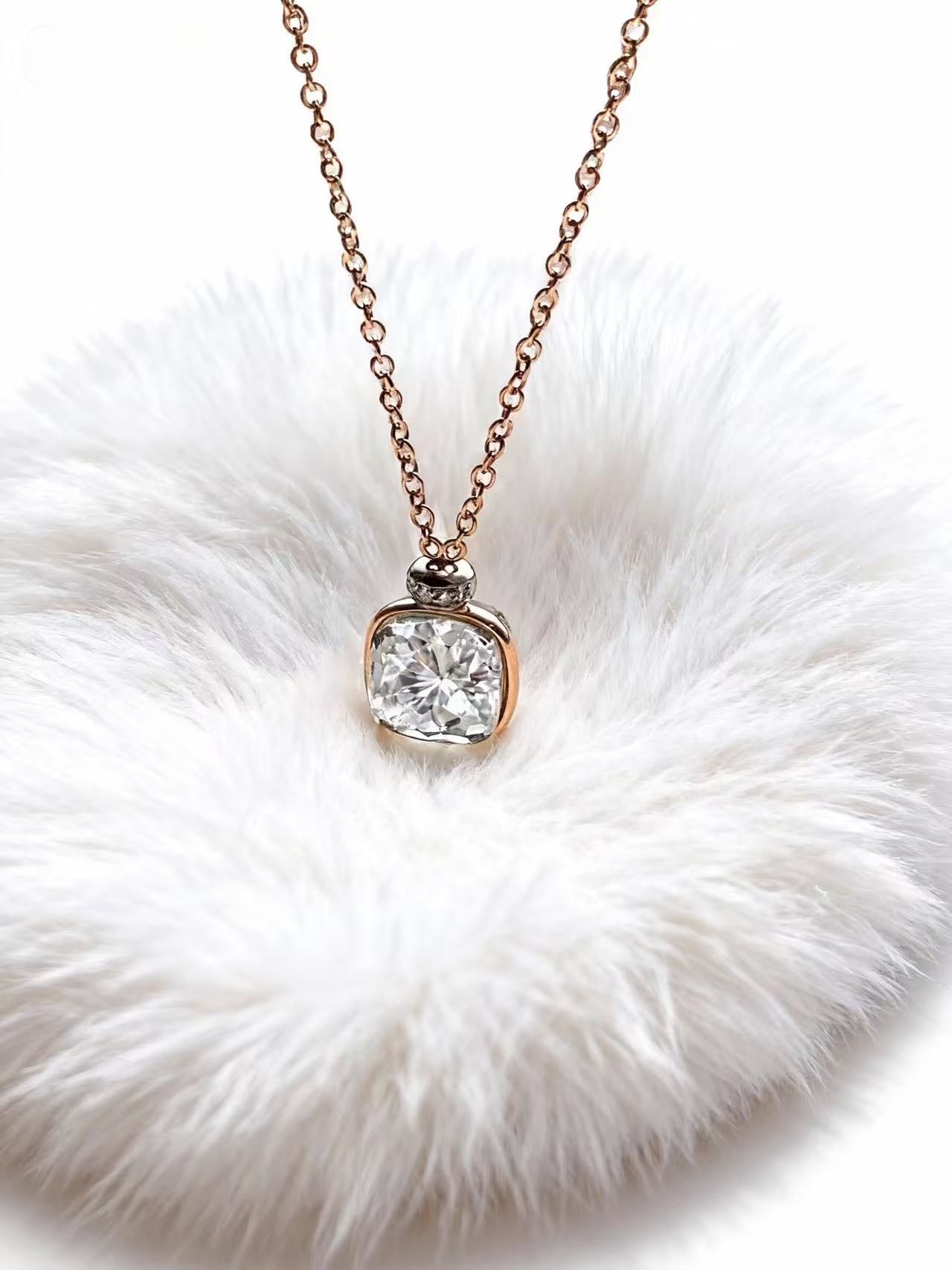 Aetheris The Essence of You: 1ct Cushion Cut Perfume Bottle Necklace Set N25020008