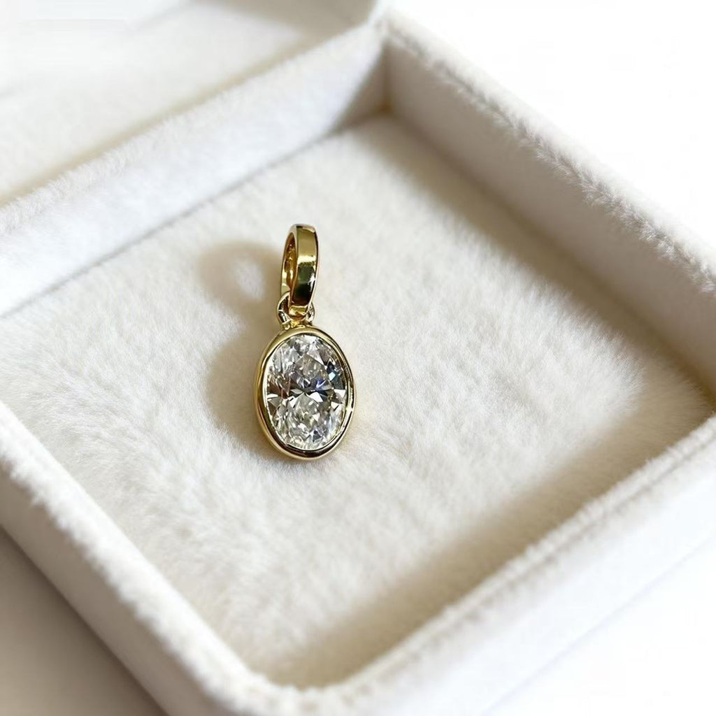 Aetheris A single point of light Ovail Pendant P26020001