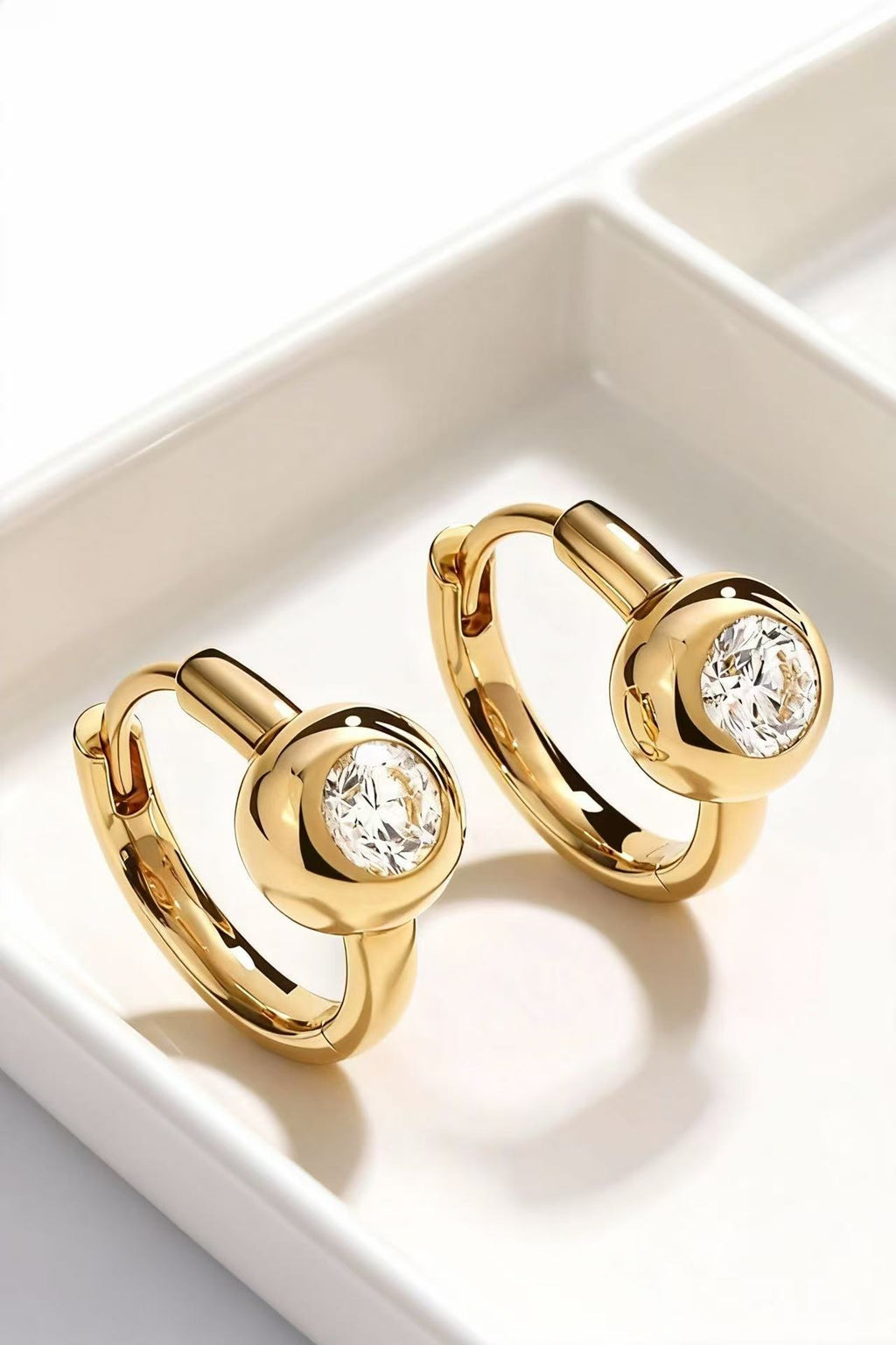 Aetheris Effervescent Light: Bubble Cluster Diamond Earrings E25020011