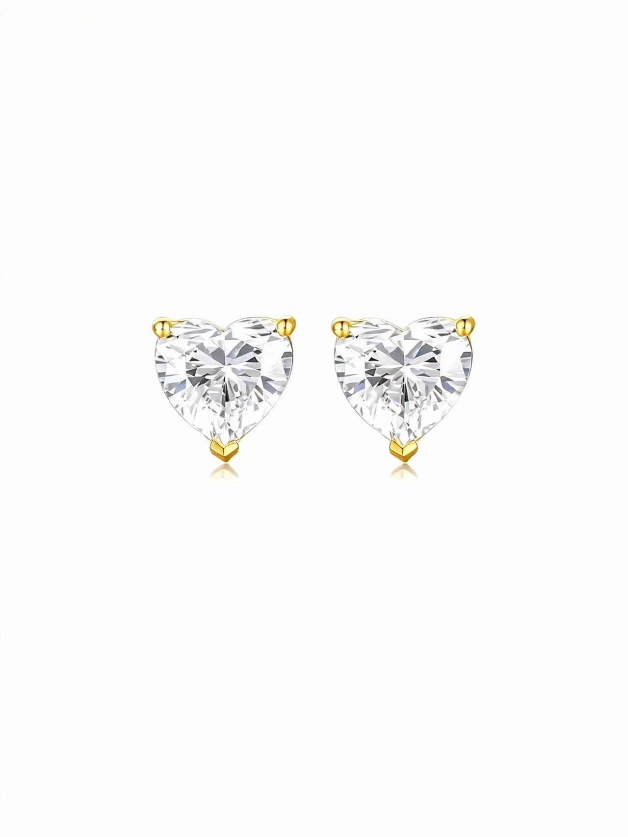 Aetheris Whispering Hearts: 1ct Heart Diamond Stud E25020009