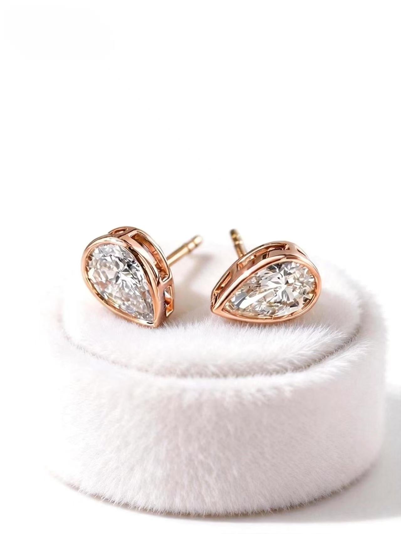 Aetheris Dewdrop Bezel Stud Earrings E26020002