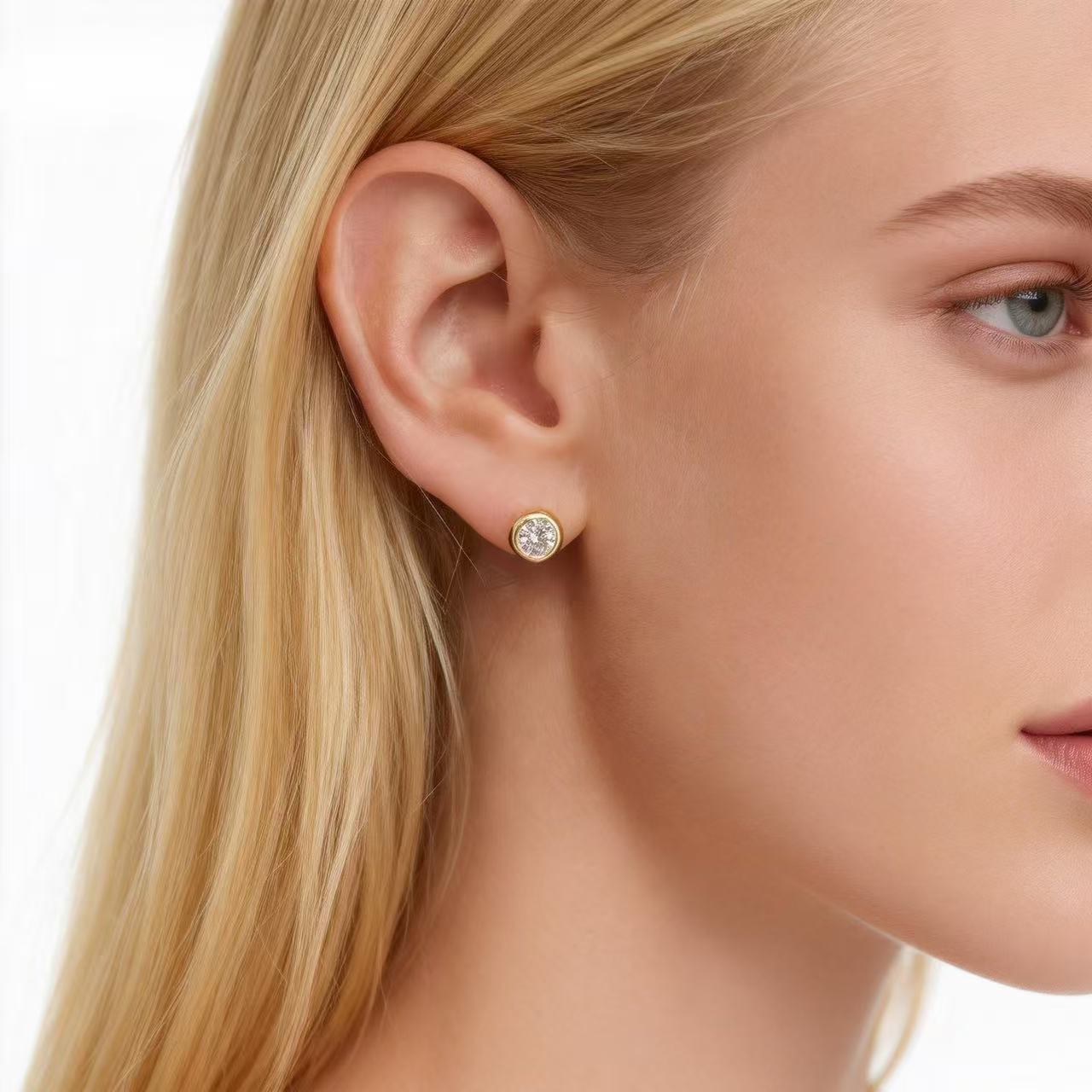 Aetheris Orbit Light Stud Earrings E26020004
