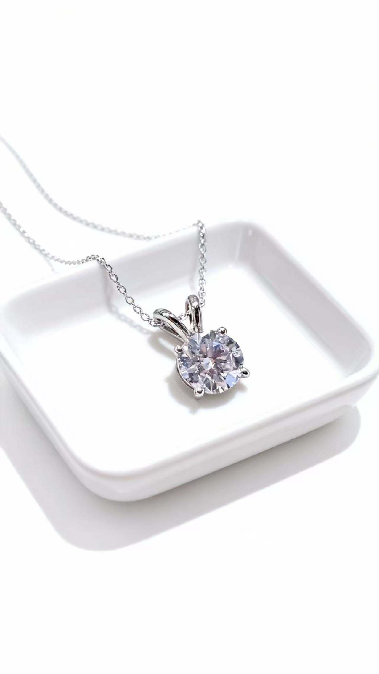 Aetheris Whispering Moon: Rabbit Ear Diamond Pendant P25020002