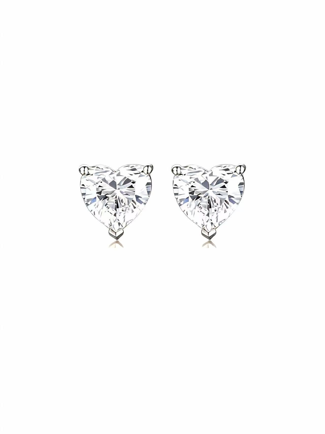 Aetheris Whispering Hearts: 1ct Heart Diamond Stud E25020009