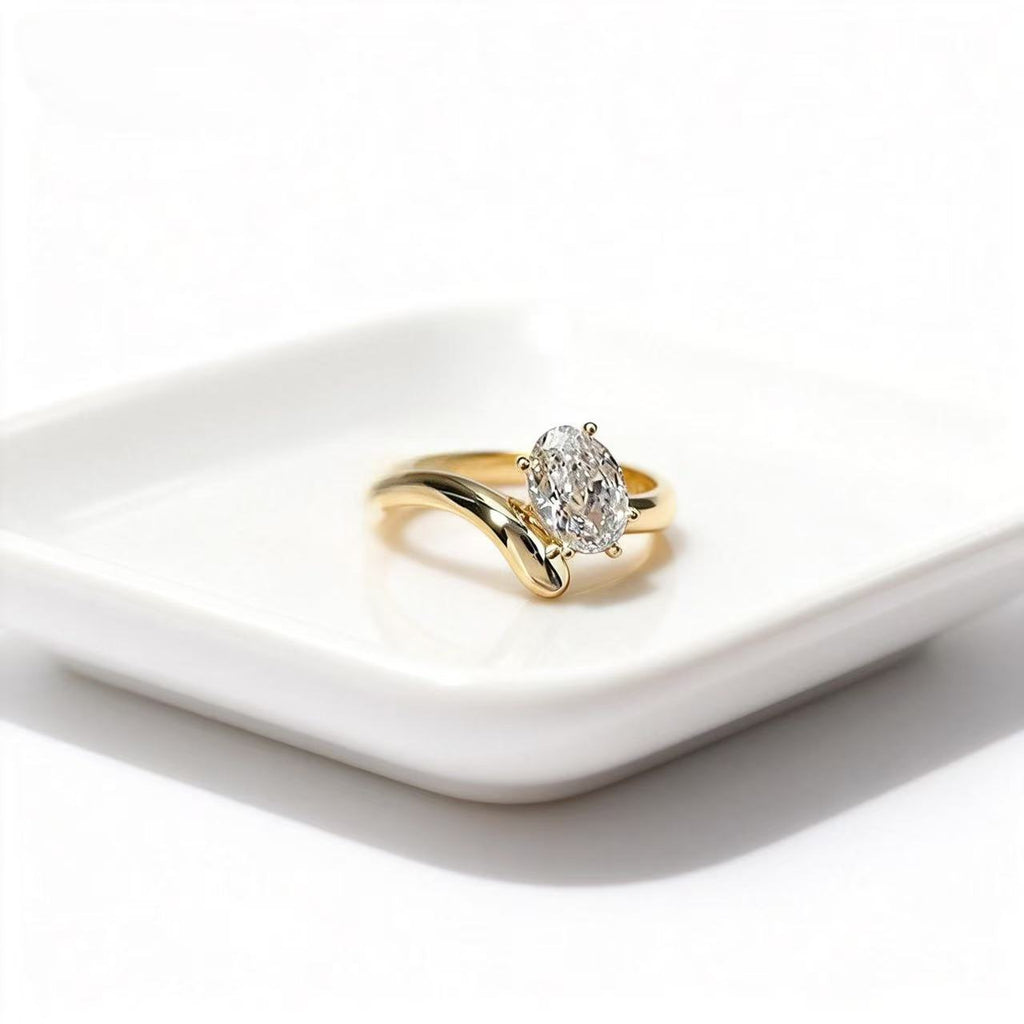 Aetheris Flow Embrace Oval Ring R26020001