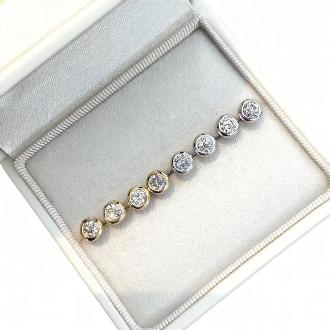 Aetheris Orbit Light Stud Earrings E26020004