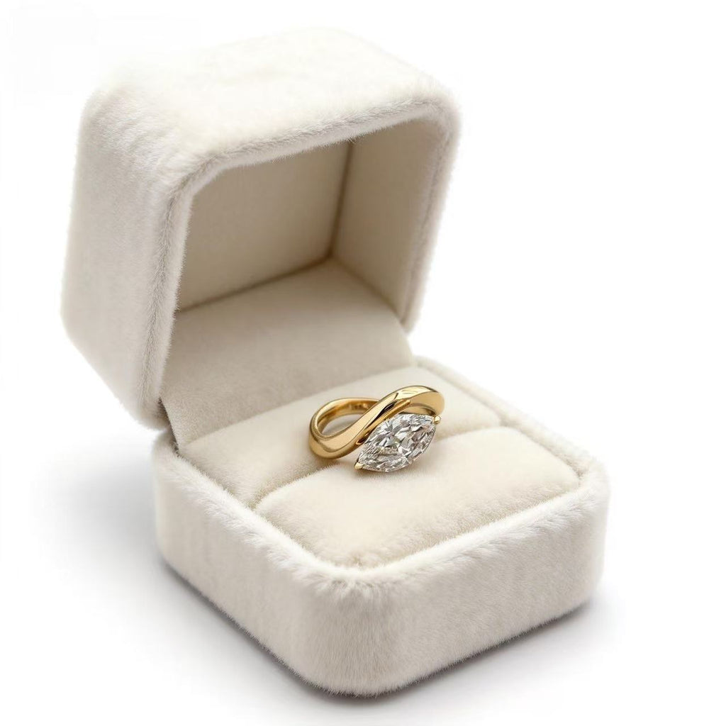 Aetheris Infinite Embrace Ring R26020006
