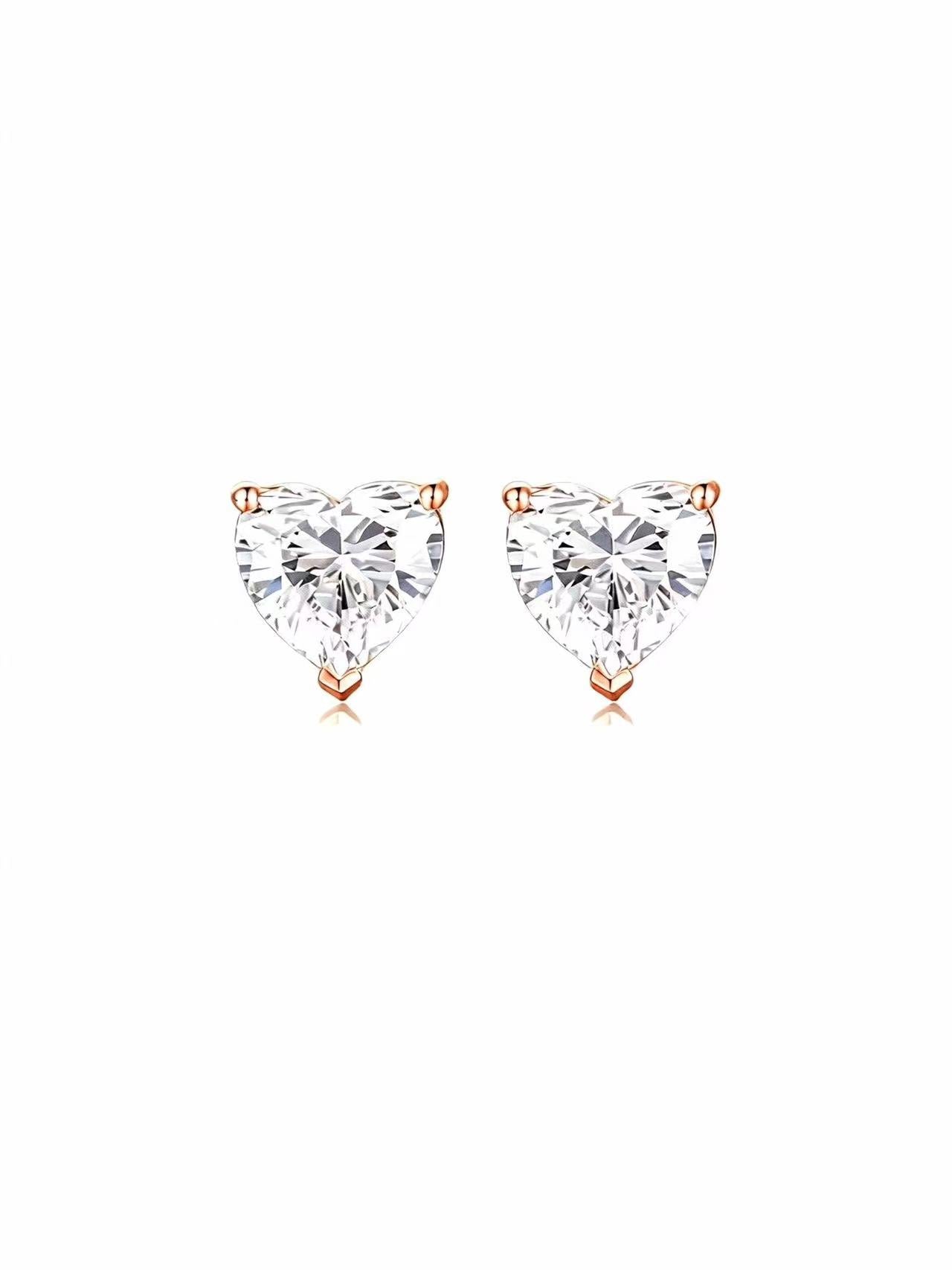 Aetheris Whispering Hearts: 1ct Heart Diamond Stud E25020009