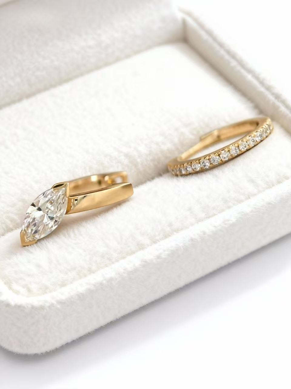 Aetheris Destined Pair: Marquise & Pavé Mismatched Earrings E25020013