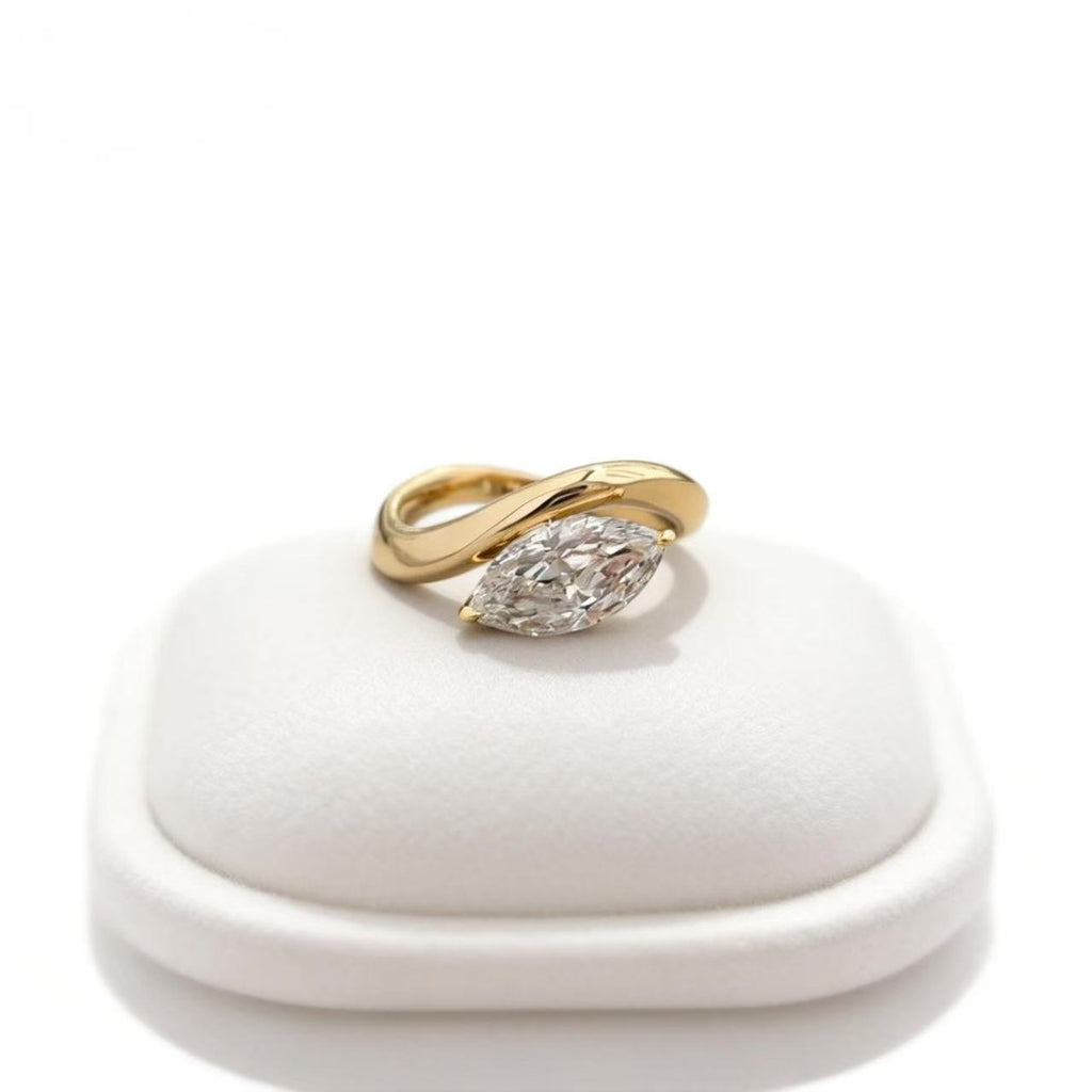 Aetheris Infinite Embrace Ring R26020006