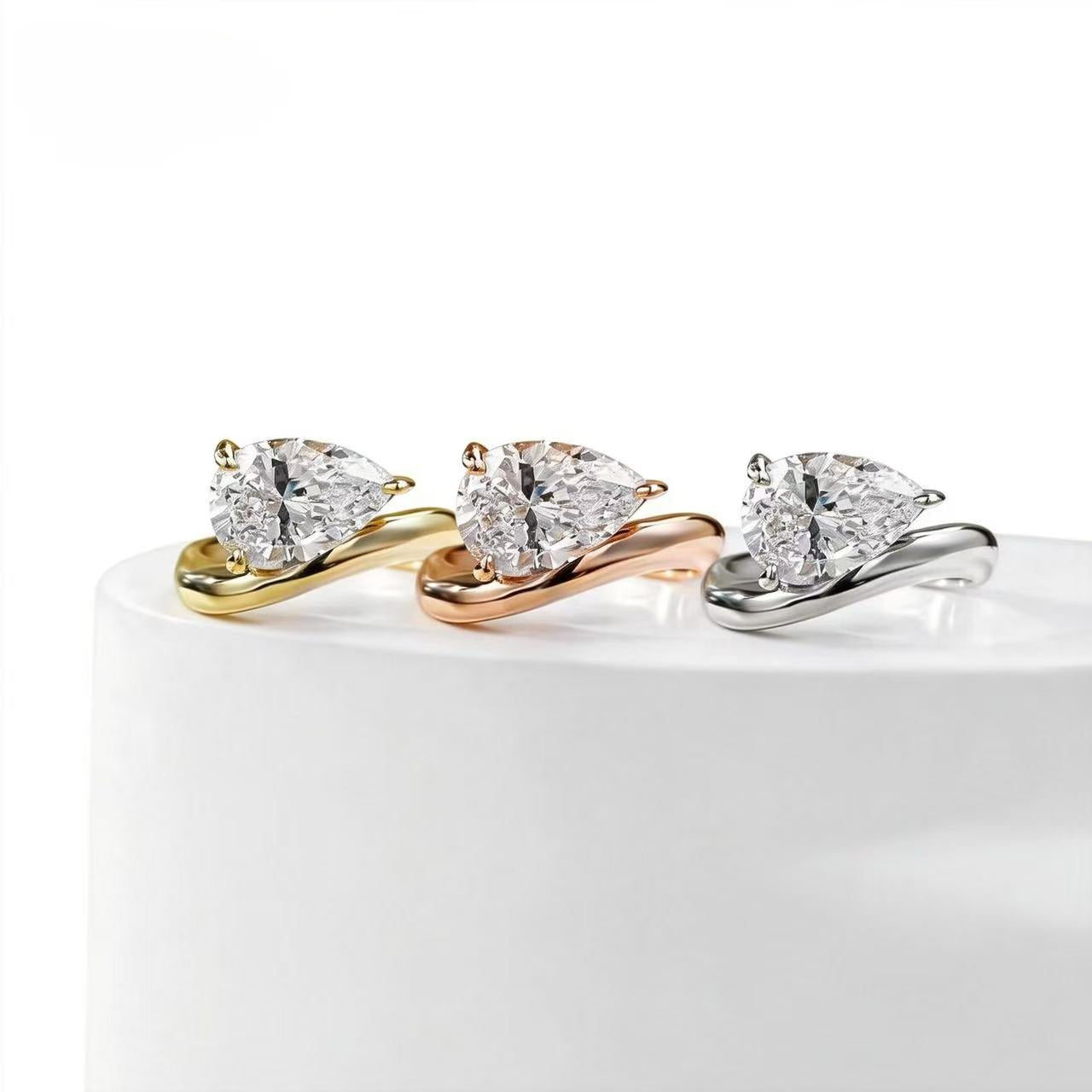Aetheris Pear Embrace Ring R26020002