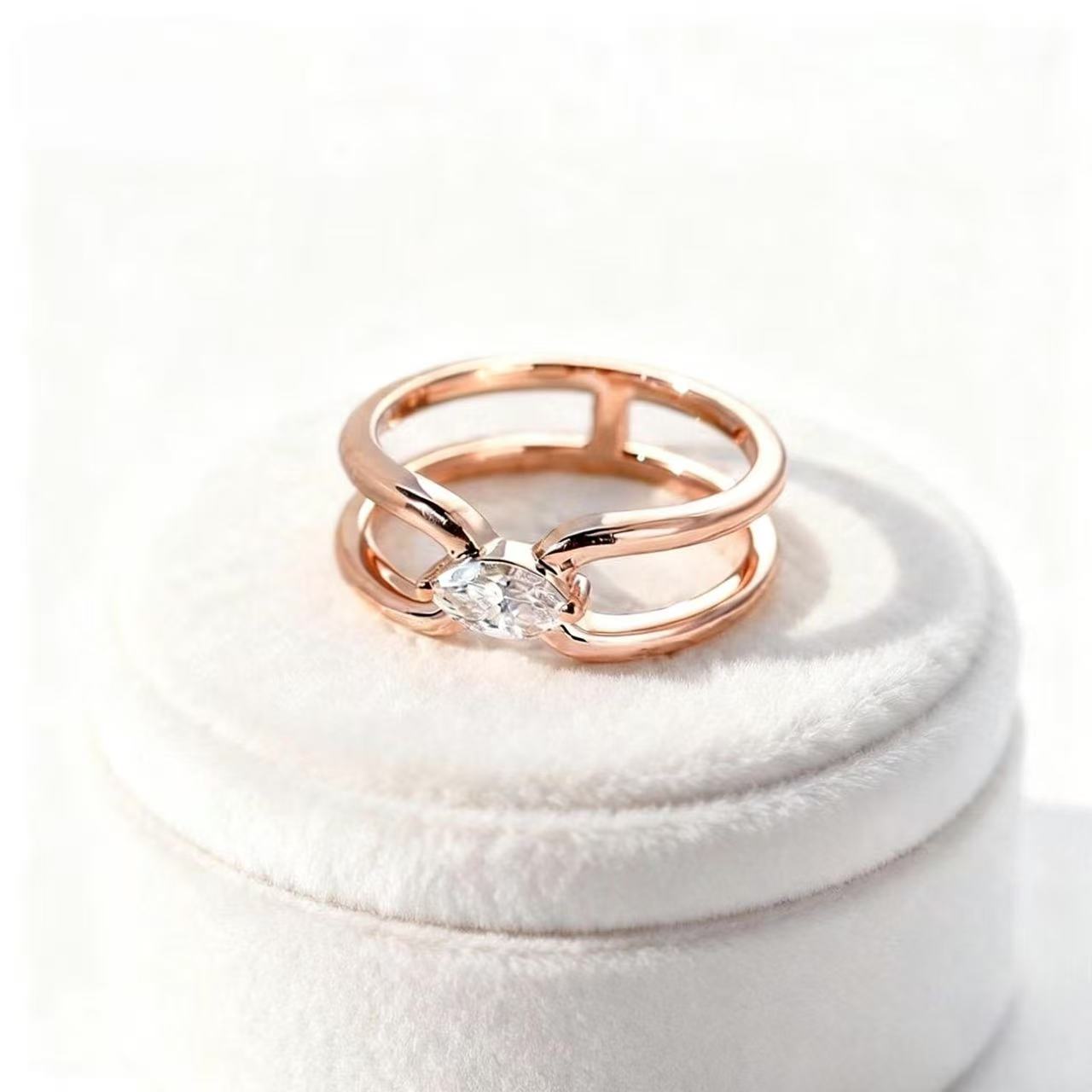 Aetheris Twin Orbit Marquise Ring R26020016