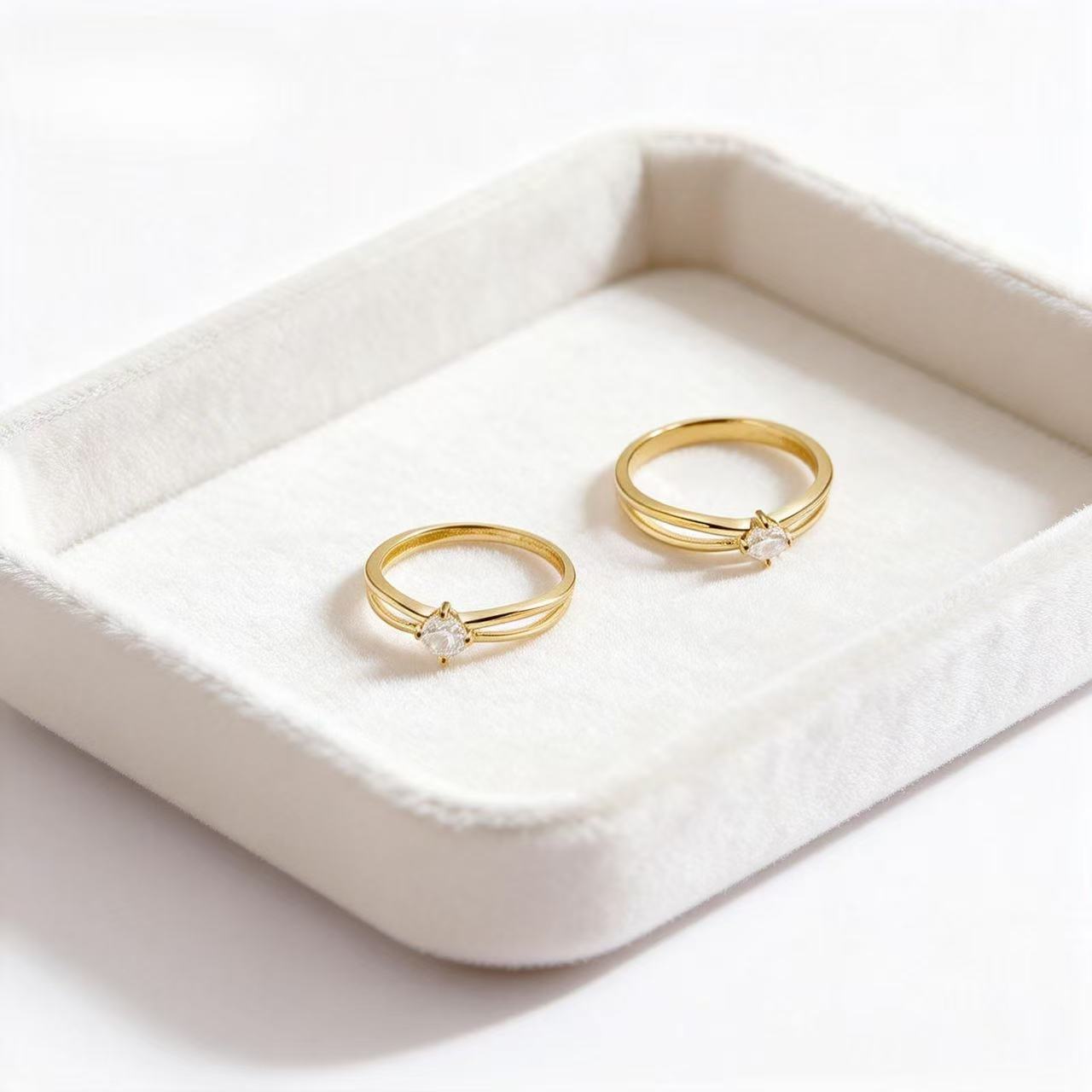 Aetheris Starlight Four-Prong Ring R26020015
