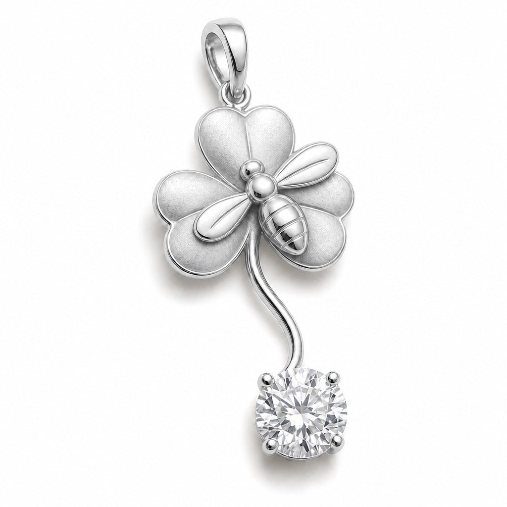 Aetheris Bee on Clover Pendant, lab-grown diamond pendant, PT950 platinum